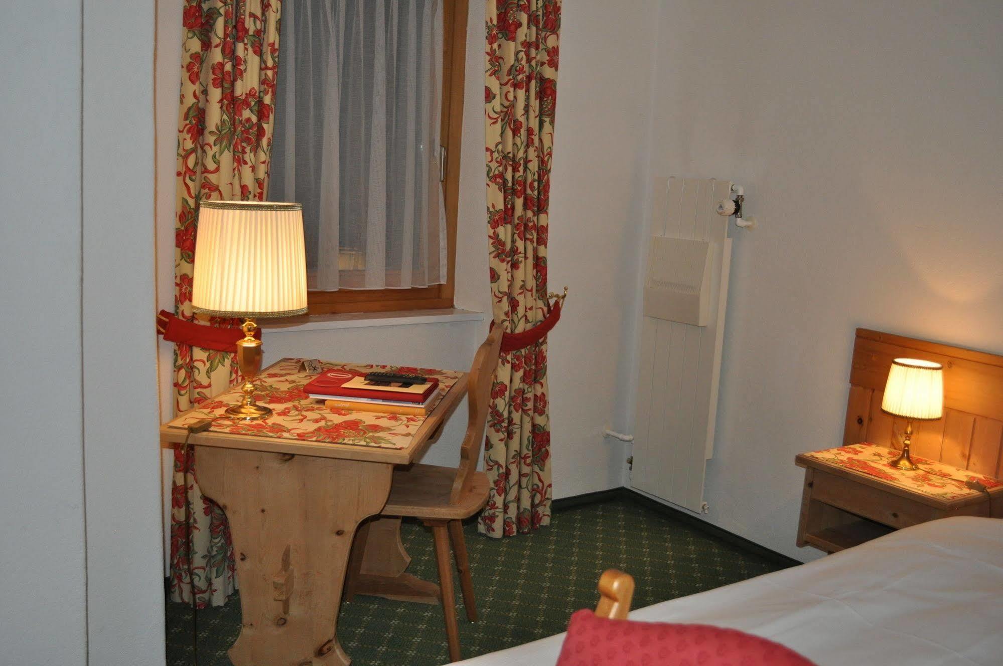 Hotel Bernina Pontresina Eksteriør bilde
